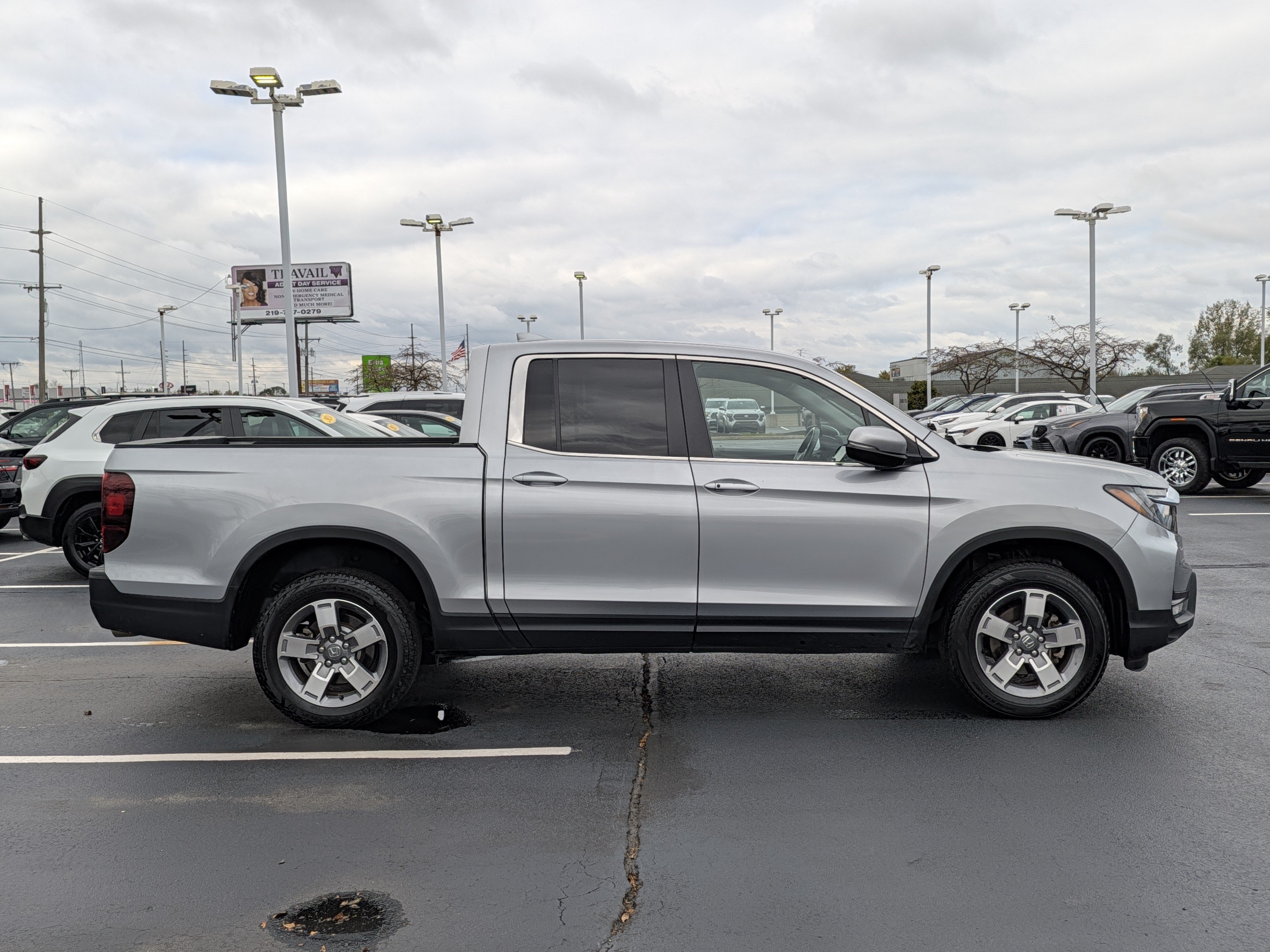 Used 2025 Honda Ridgeline RTL image 11