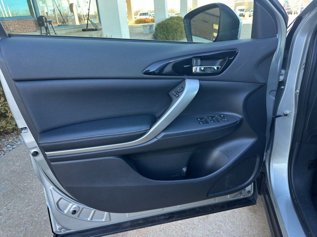 Used 2024 Mitsubishi Eclipse Cross SEL image 10