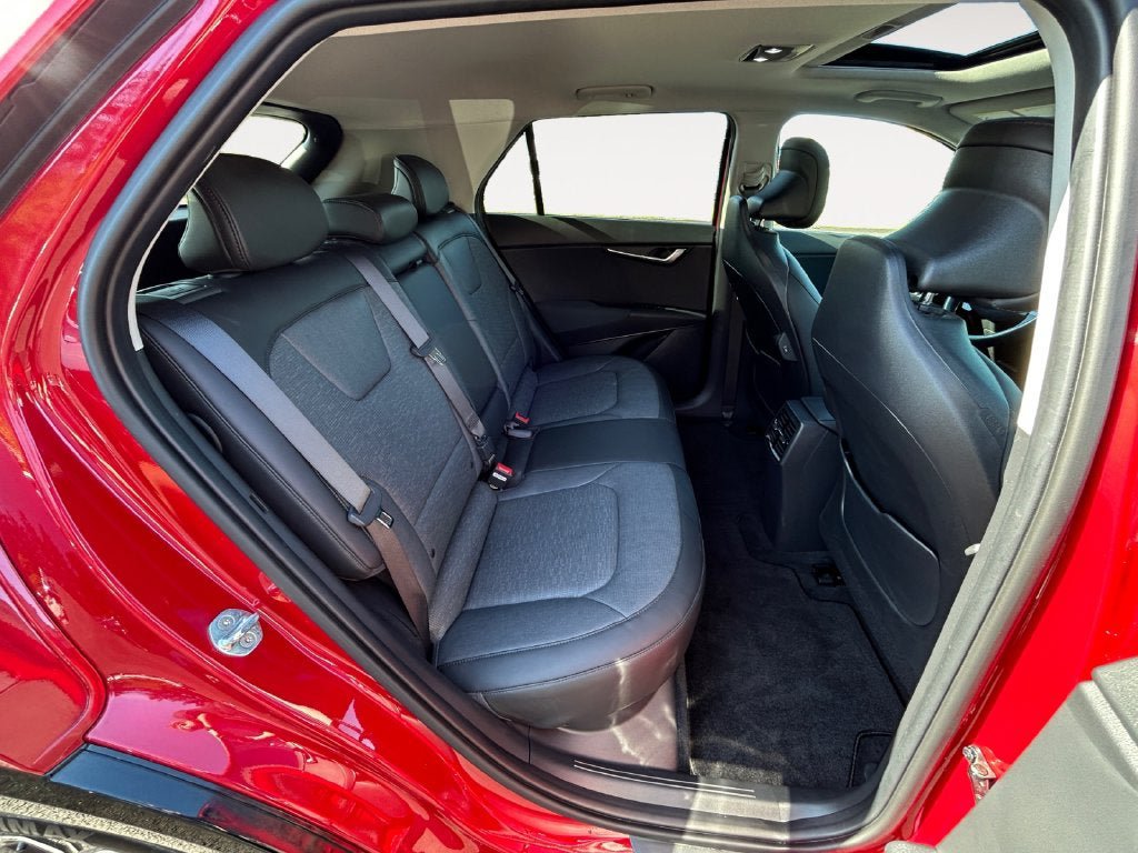 Used 2023 Kia Niro Wave w/ Wave Preserve Package FWD image 24