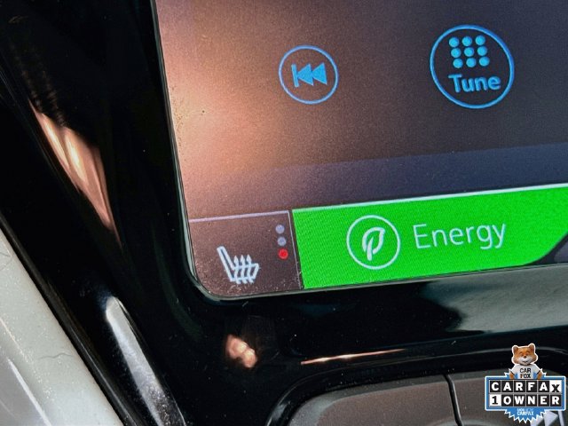 Used 2021 Chevrolet Bolt Premier w/ Infotainment Package FWD image 21
