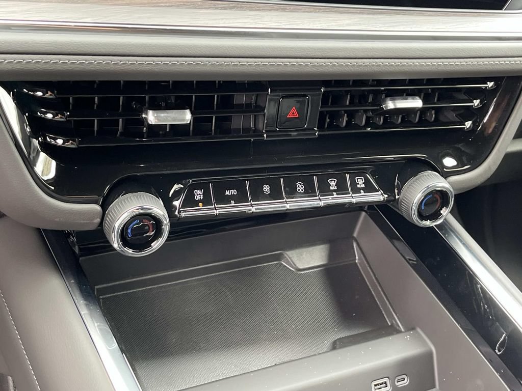 New 2026 Chevrolet Tahoe LS w/ LPO, Dark Essentials Package AWD/4WD image 28