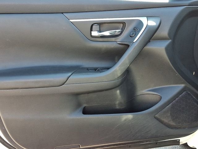 Used 2017 Nissan Altima 2.5 S w/ Power Driver Seat Package image 12