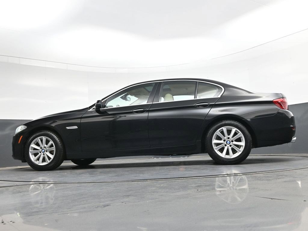 Used 2016 BMW 528i Sedan RWD image 35