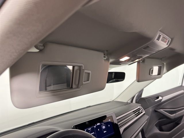 Used 2025 Volkswagen Jetta S image 32