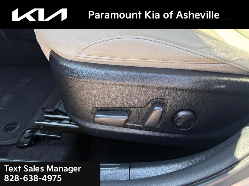 Used 2022 Kia Seltos EX AWD/4WD image 19
