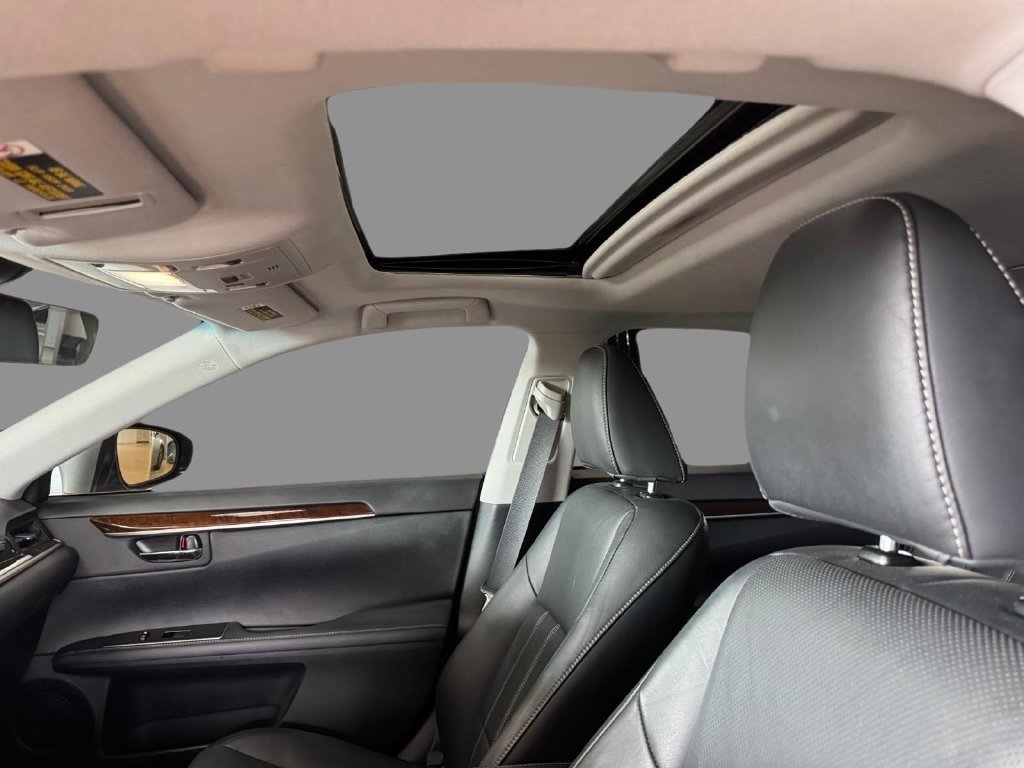 Used 2018 Lexus ES 350 w/ Luxury Package w/Wood Trim FWD image 14