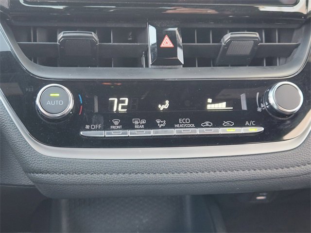 Used 2025 Toyota Corolla SE image 14