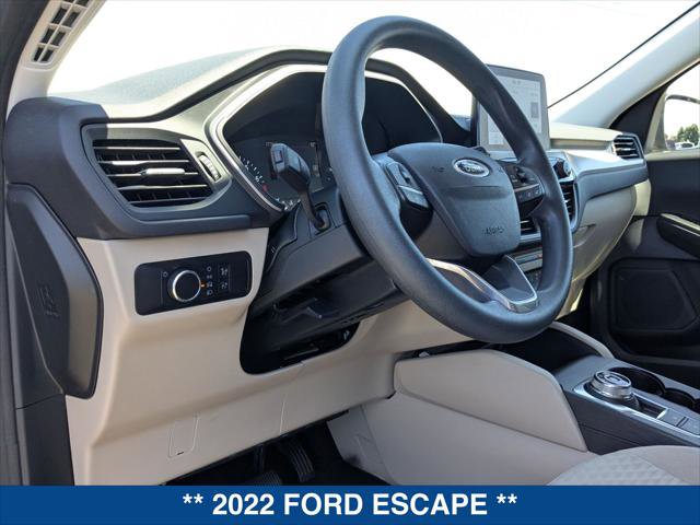 Certified 2022 Ford Escape SE image 12