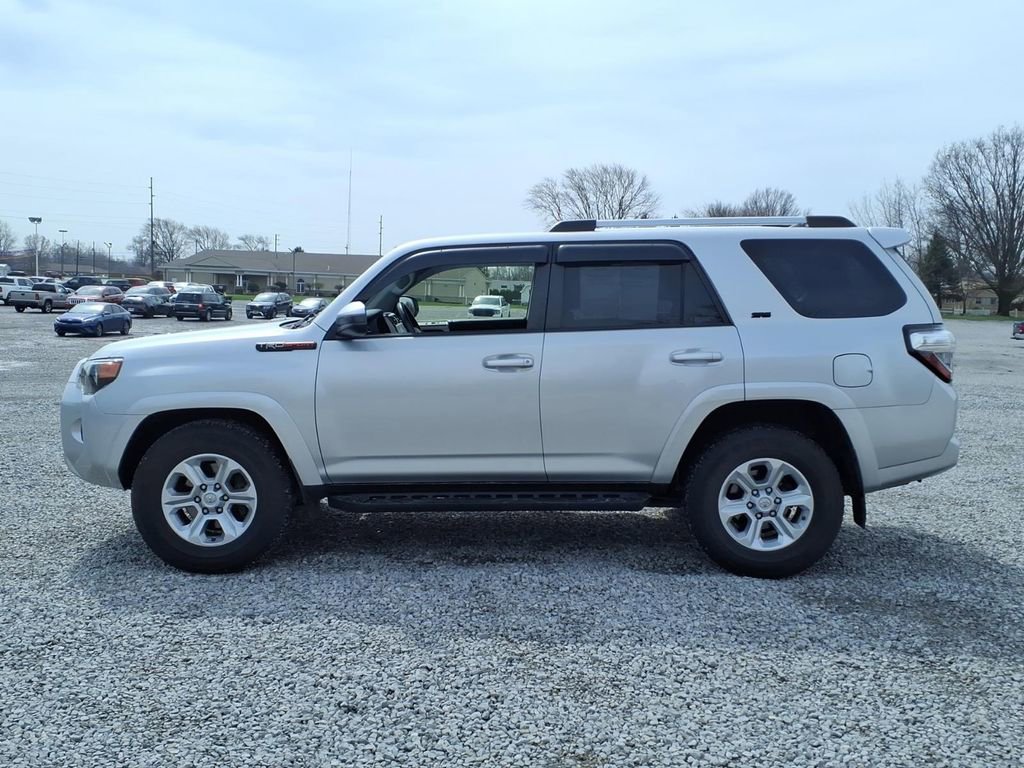 Used 2021 Toyota 4Runner SR5 RWD image 5