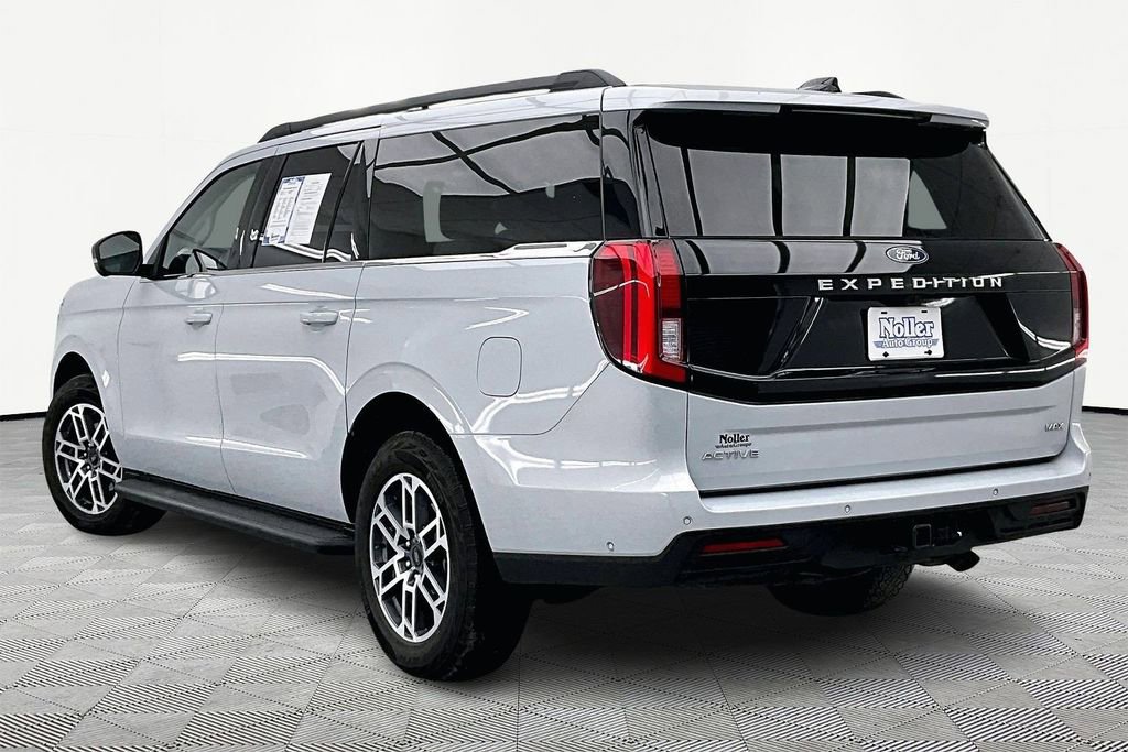 Used 2025 Ford Expedition Max Active image 13