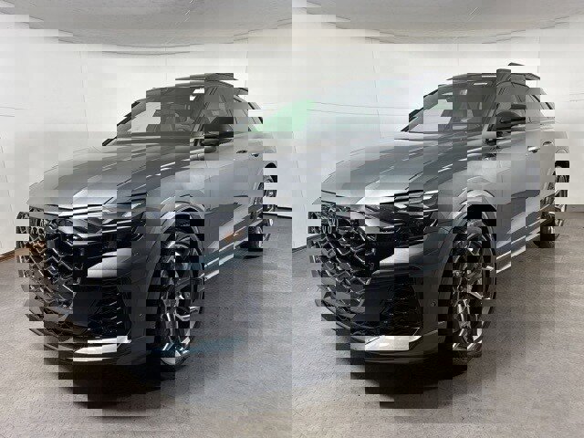 New 2026 Audi RS Q8 performance image 3