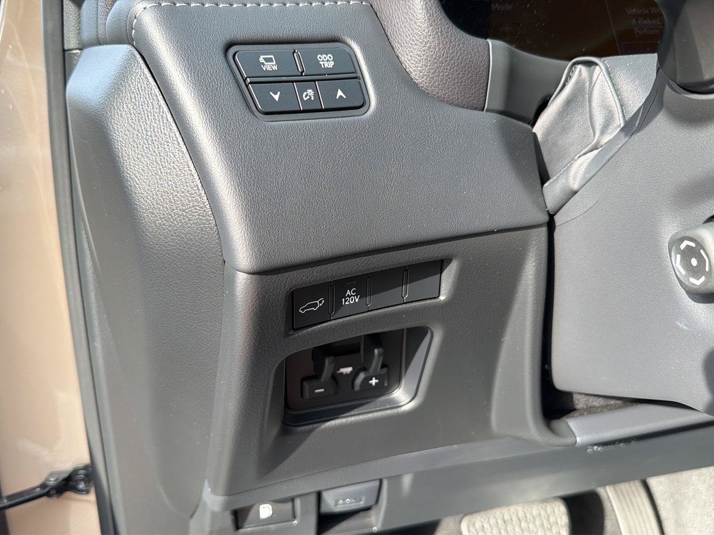Certified 2025 Lexus LX 700h Overtrail AWD/4WD image 20