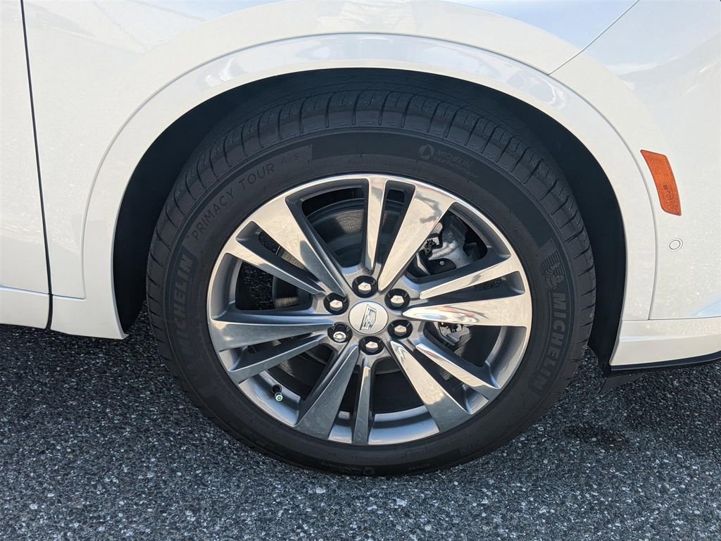 New 2025 Cadillac XT6 Premium Luxury w/ Technology Package image 11