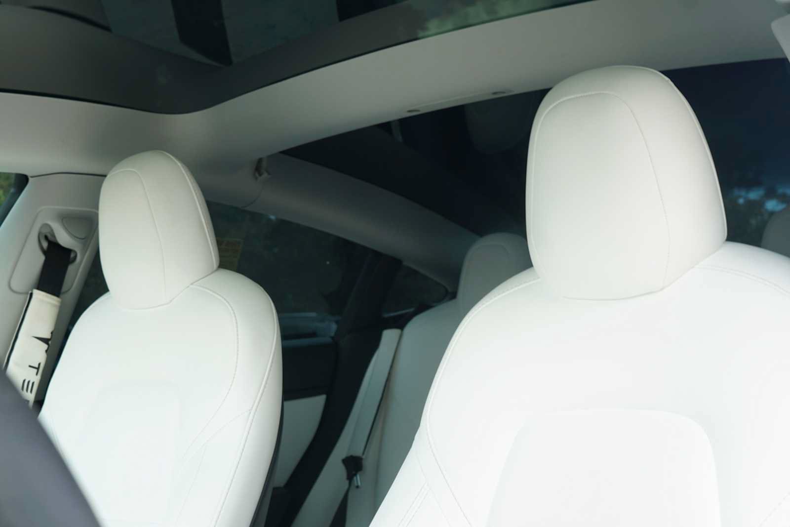 Used 2021 Tesla Model 3 Standard Range Plus RWD image 9