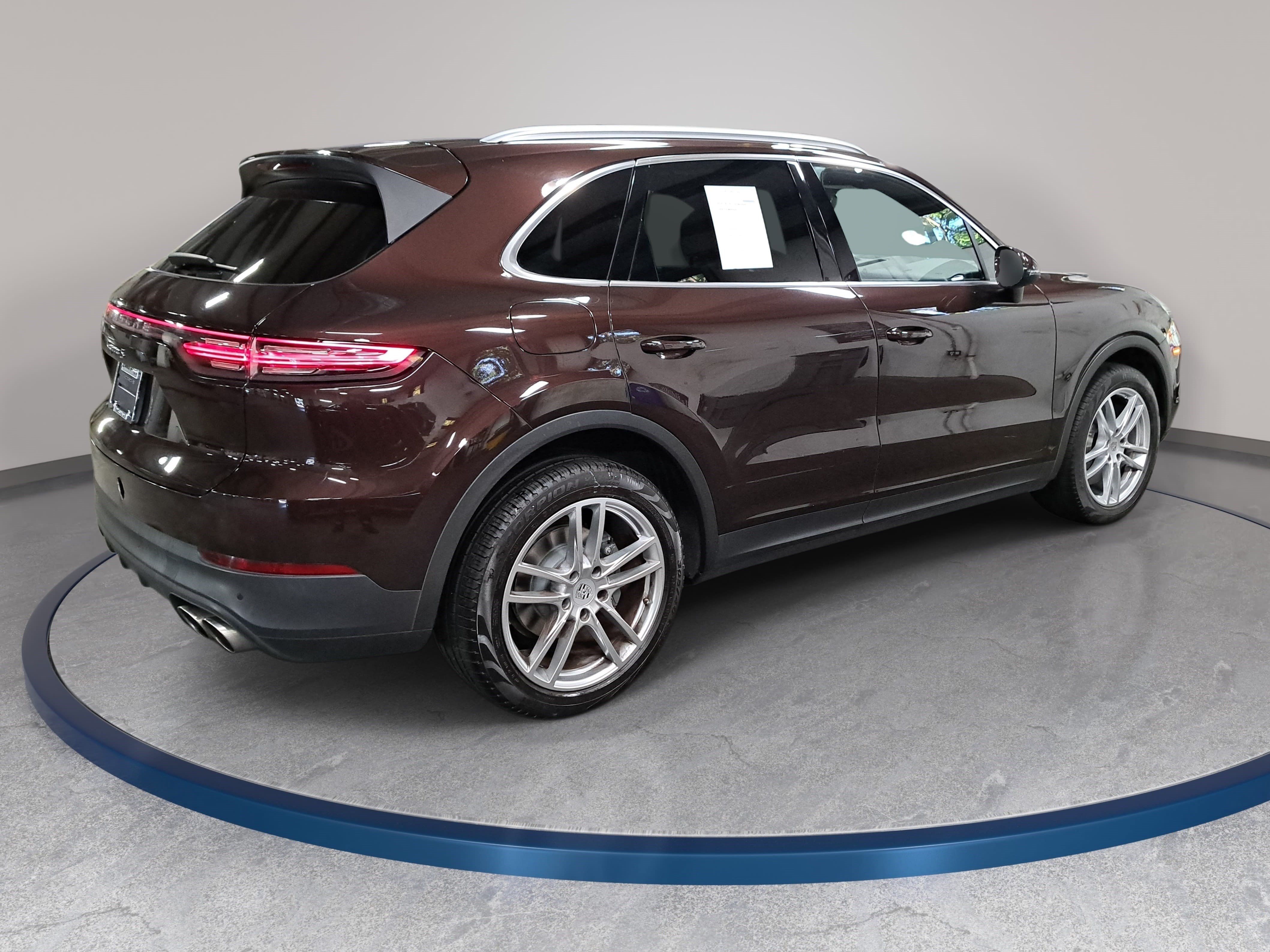 Used 2019 Porsche Cayenne S AWD/4WD image 5