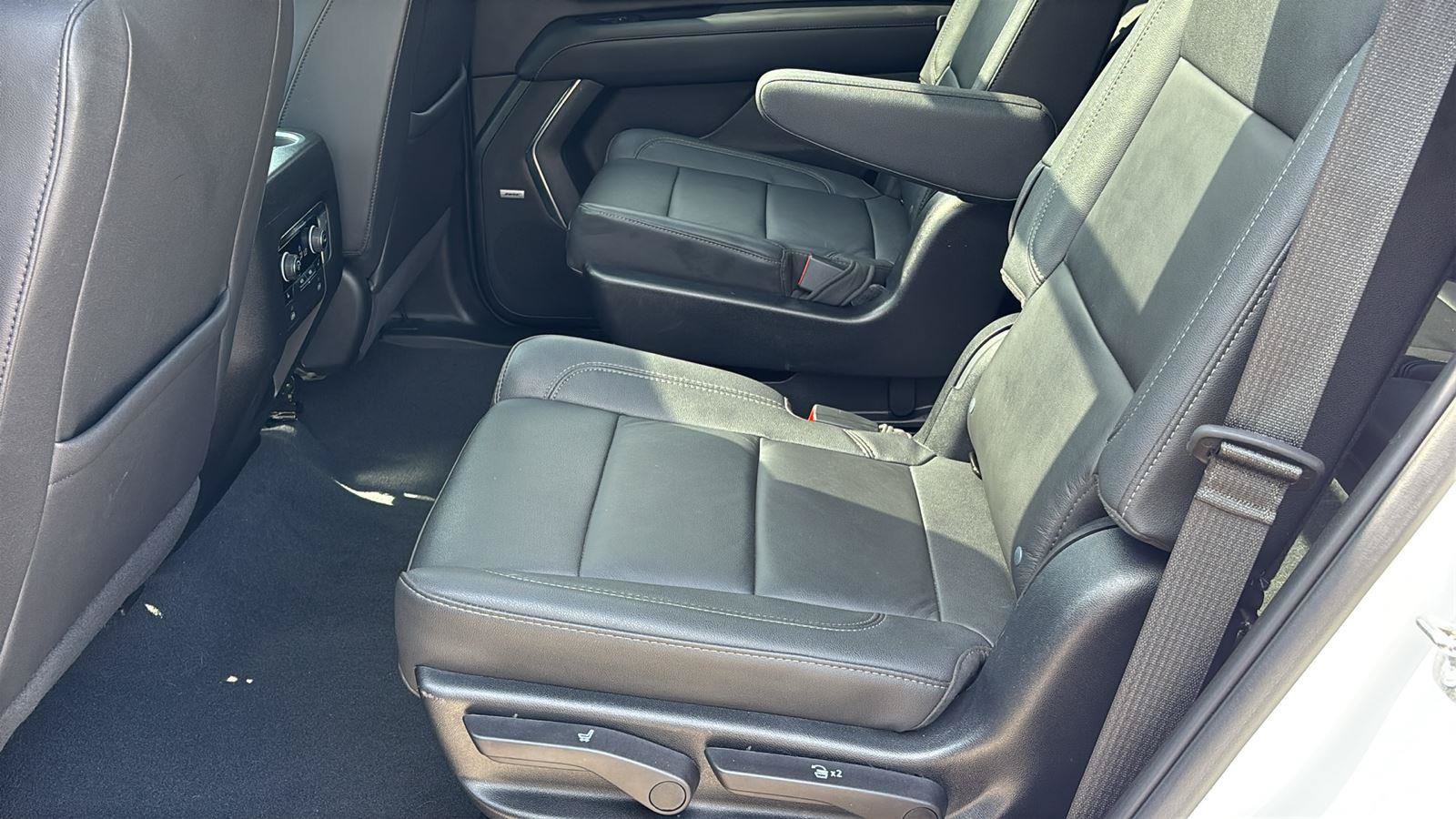 Certified 2023 Chevrolet Tahoe Z71 w/ Luxury Package AWD/4WD image 16