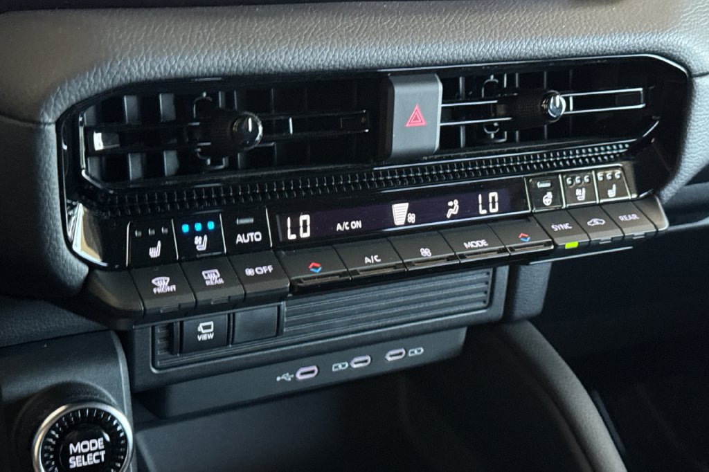 Used 2025 Toyota Land Cruiser AWD/4WD image 23