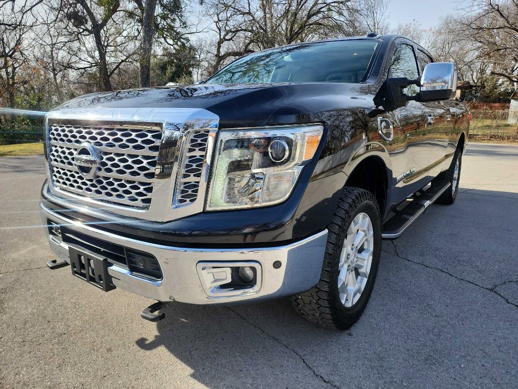 Used 2016 Nissan Titan SL AWD/4WD image 3
