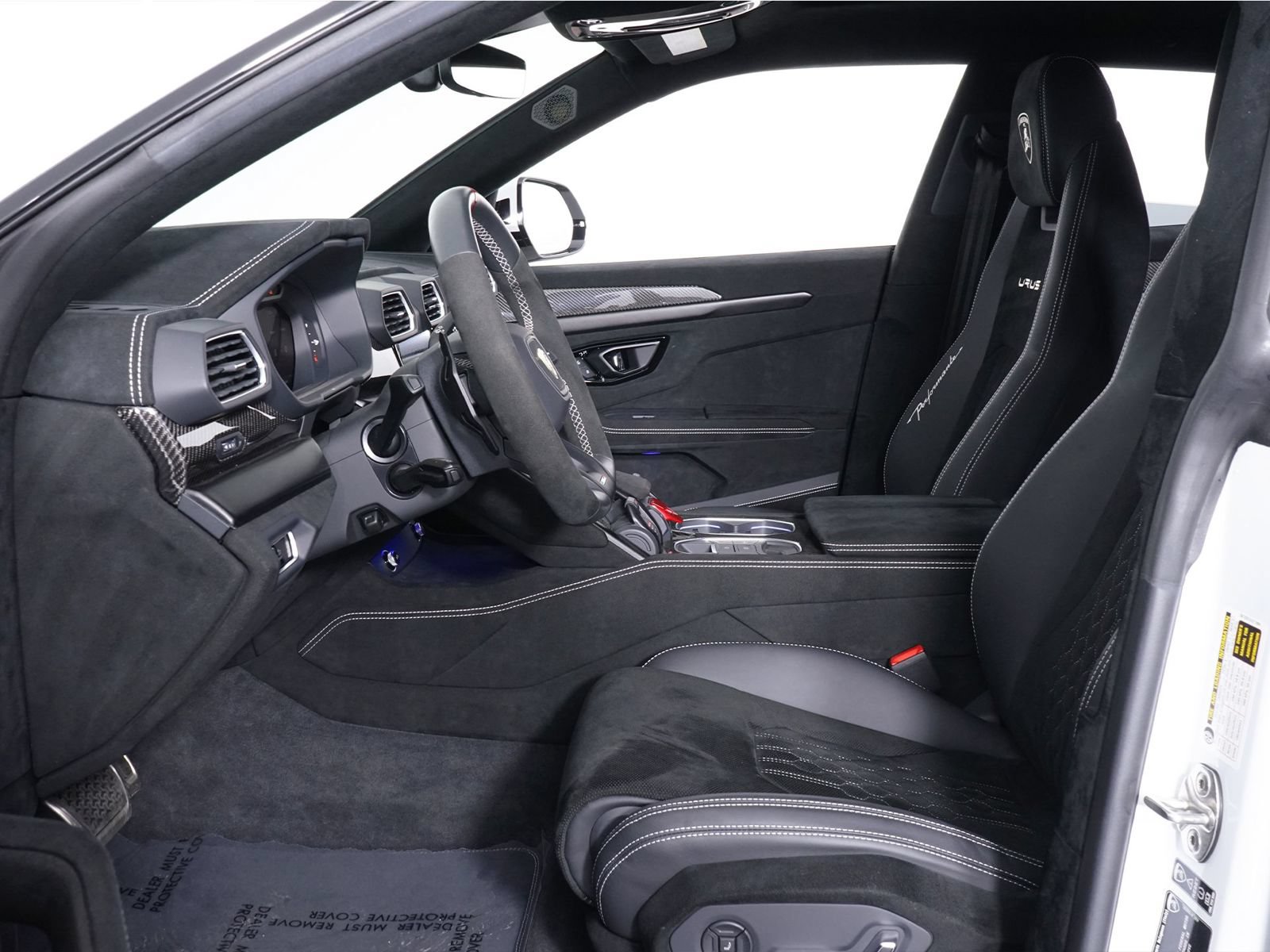 Used 2023 Lamborghini Urus Performante AWD/4WD image 4
