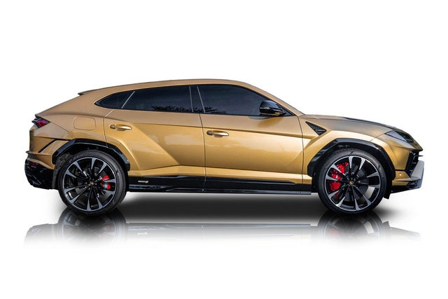 Used 2024 Lamborghini Urus S AWD/4WD image 2