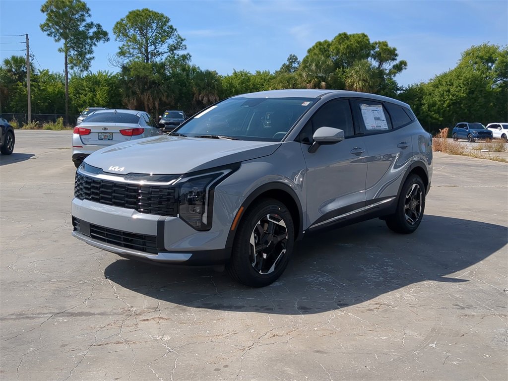 New 2026 Kia Sportage S image 4