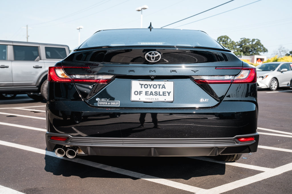 New 2026 Toyota Camry SE FWD image 6
