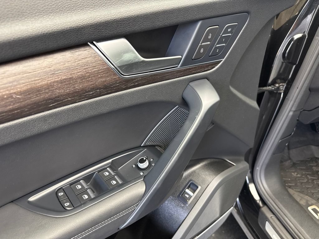 Certified 2023 Audi Q5 2.0T Premium Plus AWD/4WD image 16