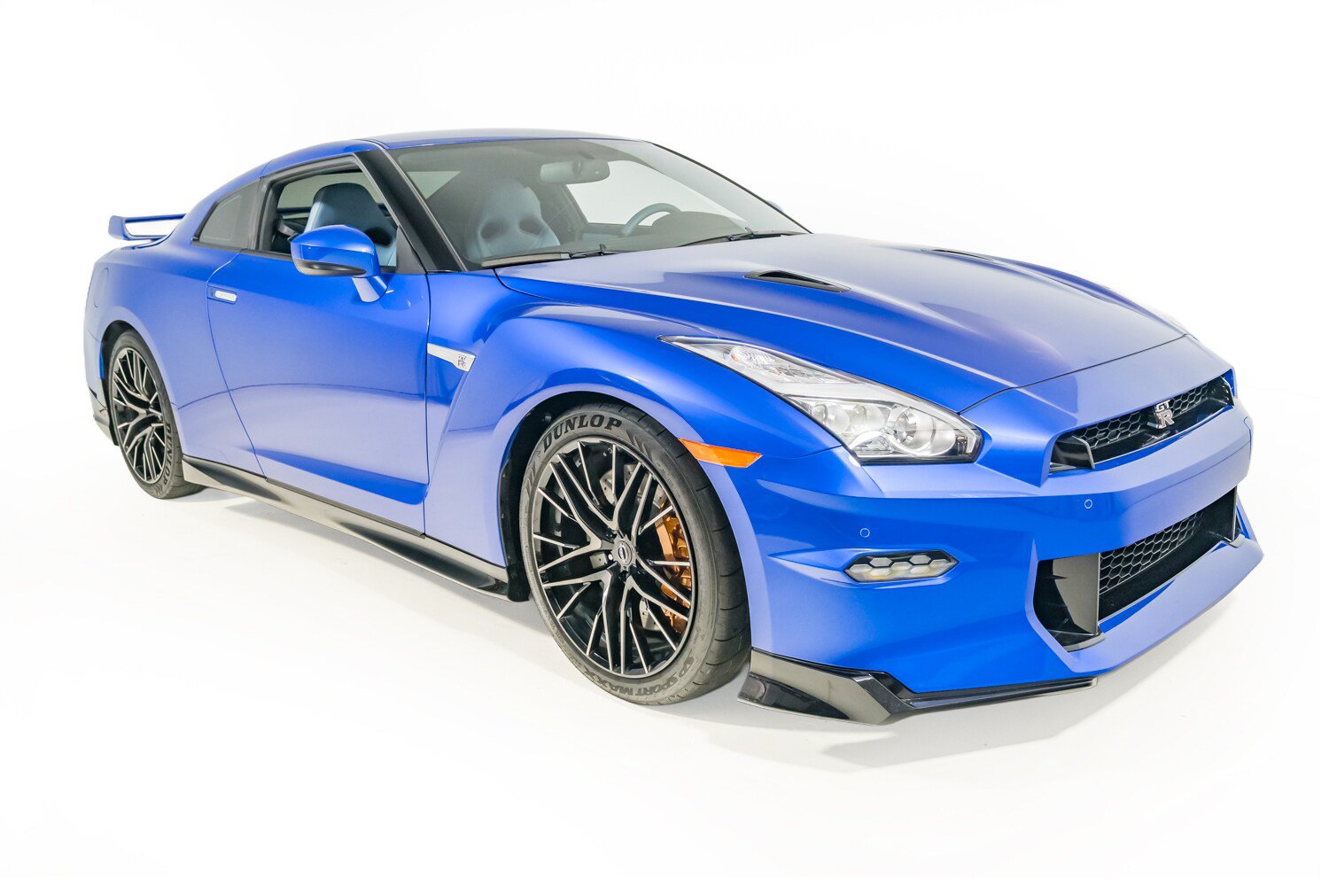 Used 2024 Nissan GT-R w/ Floor Mat Package AWD/4WD image 11