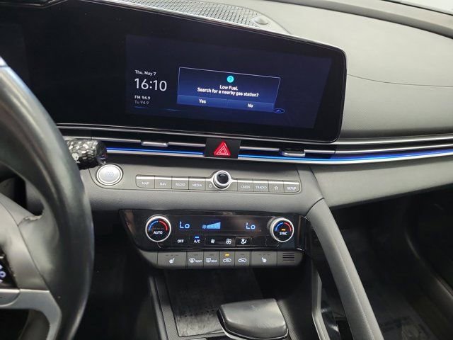 Used 2023 Hyundai Elantra Limited w/ Winter Weather Package FWD image 30