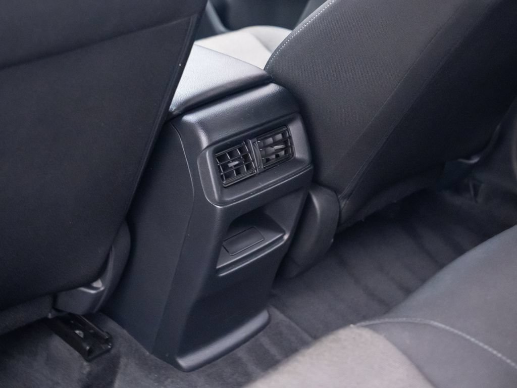 Used 2024 Honda CR-V LX image 19