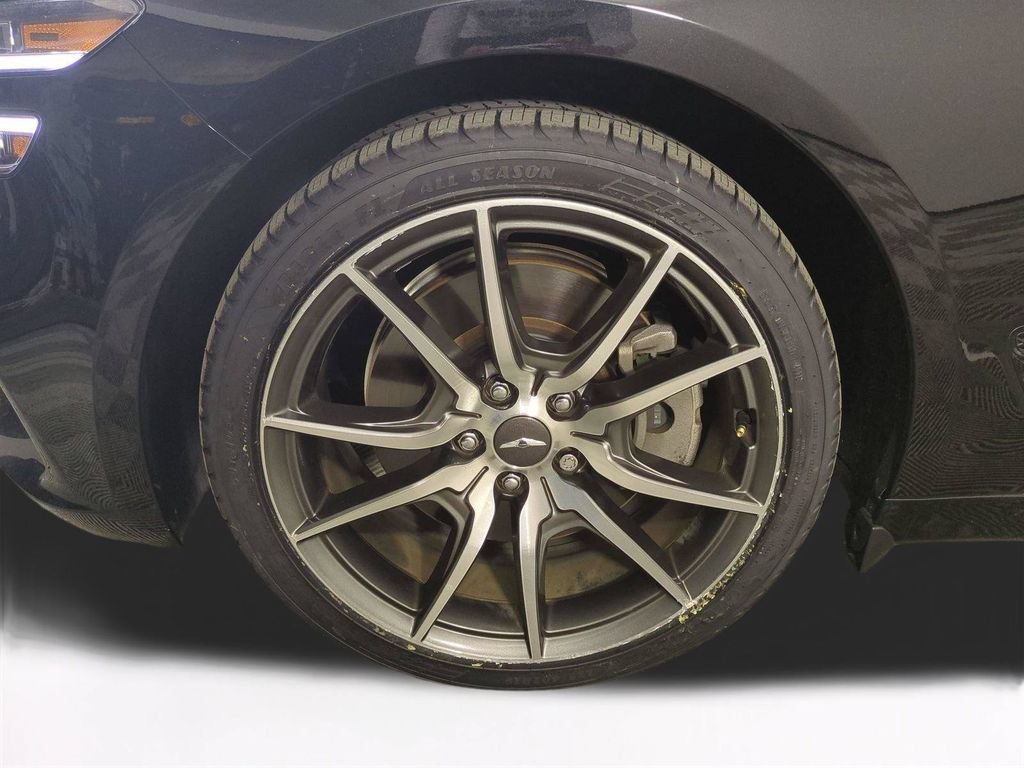Used 2023 Genesis G70 3.3T RWD image 11