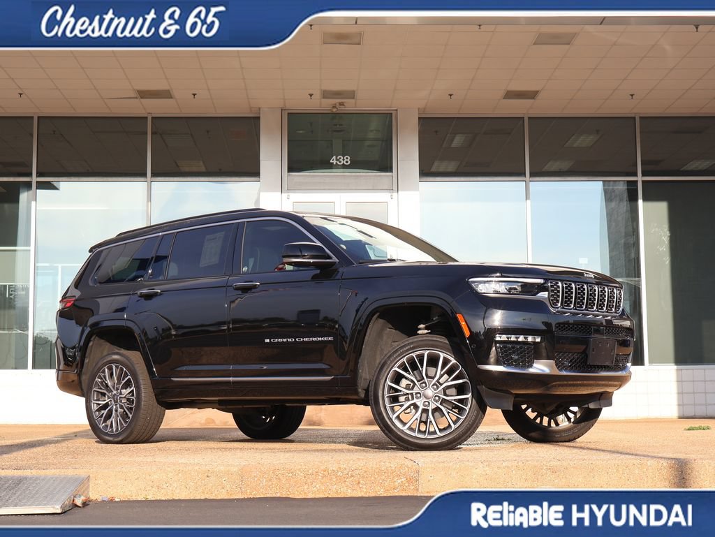 Used 2024 Jeep Grand Cherokee L Summit AWD/4WD image 2