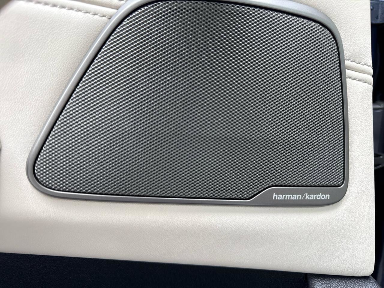 Used 2017 BMW 530i xDrive image 33