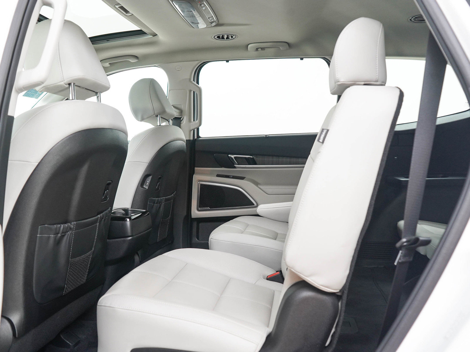 Used 2024 Kia Telluride EX w/ EX Captain's Chair Package AWD/4WD image 16