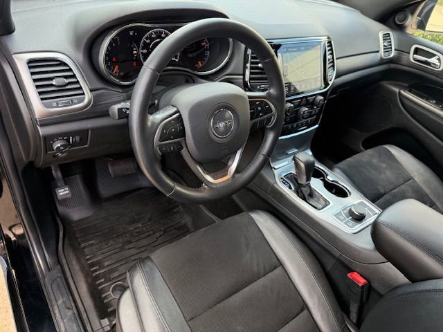 Used 2022 Jeep Grand Cherokee Laredo X image 10