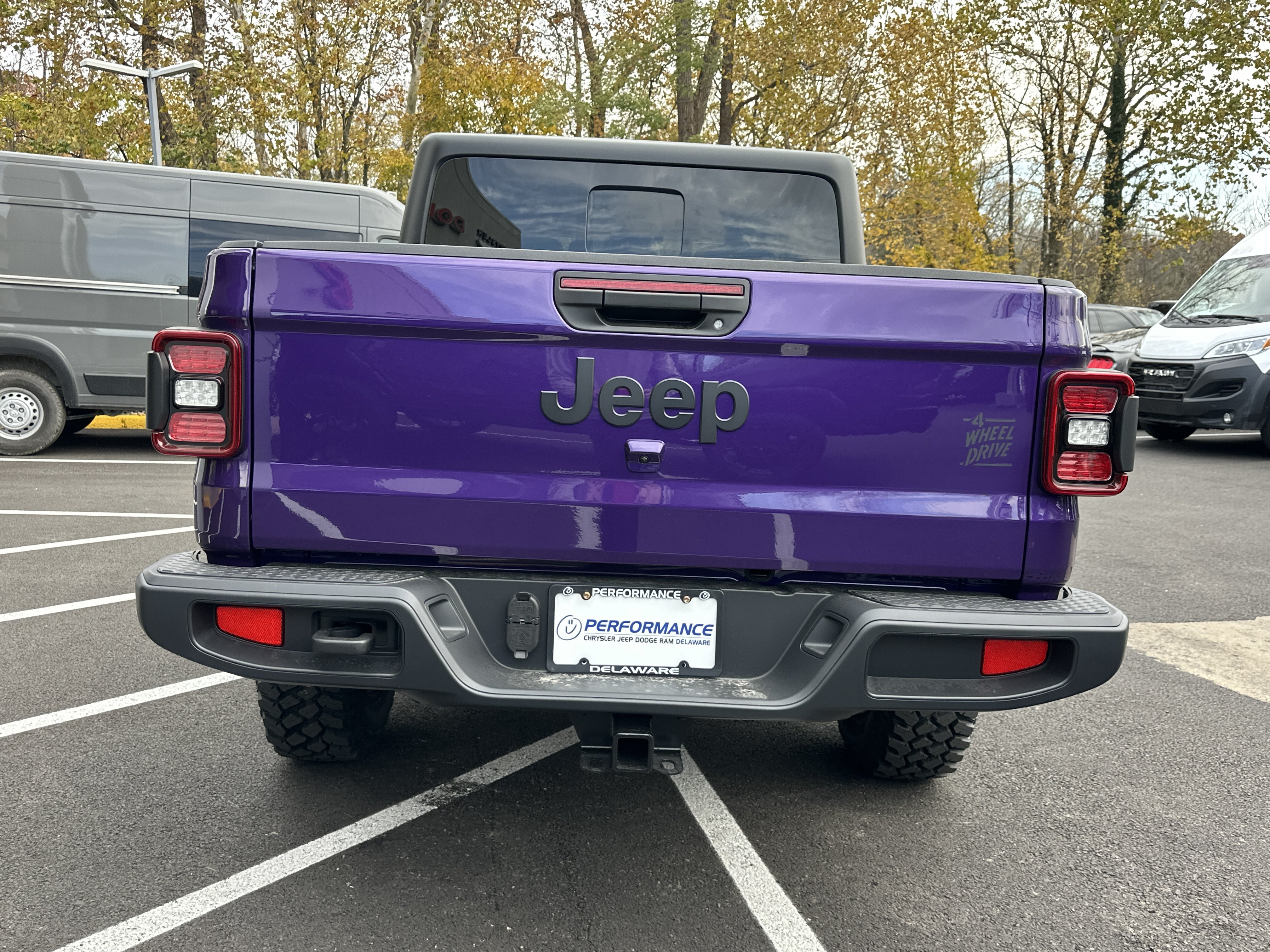 New 2026 Jeep Gladiator Sport AWD/4WD image 13