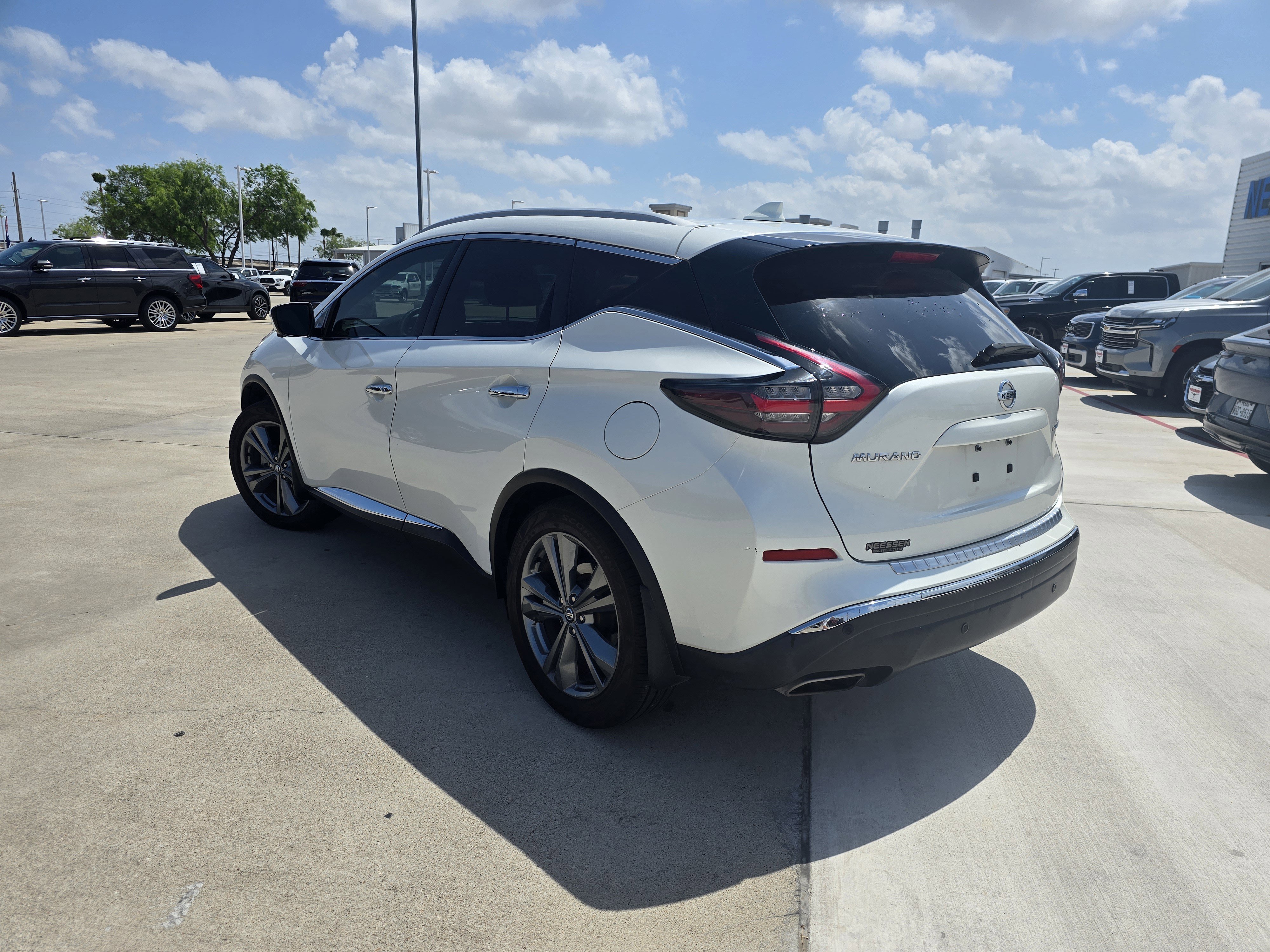 Used 2020 Nissan Murano Platinum w/ Cargo Package image 5