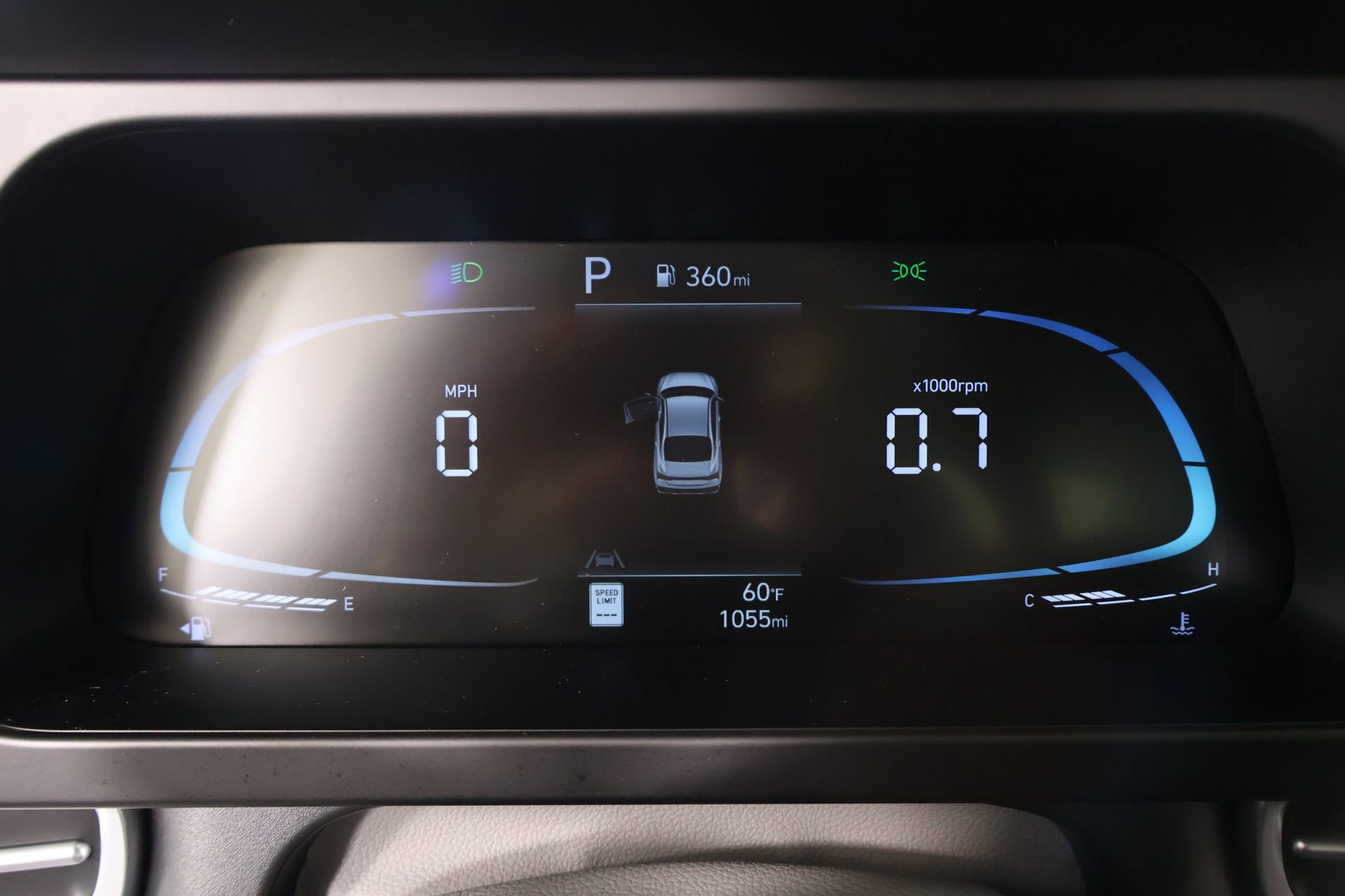 Certified 2026 Hyundai Elantra SEL Sport w/ Cargo Package FWD image 4