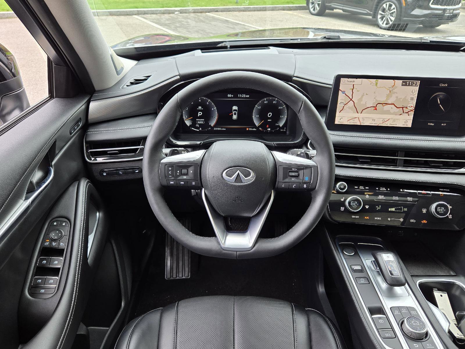 Certified 2023 INFINITI QX60 Luxe w/ Vision Package image 11