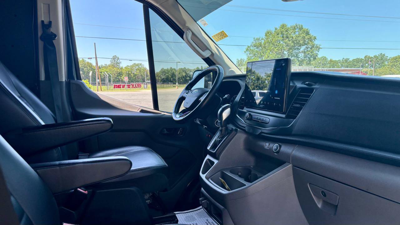 Used 2022 Ford Transit 350 148 High Roof Extended DRW AWD/4WD image 12