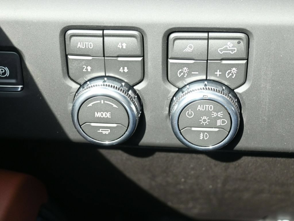 New 2026 GMC Sierra 3500 Denali Ultimate AWD/4WD image 39