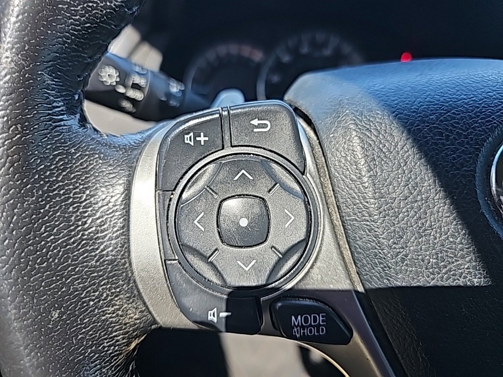 Used 2012 Toyota Camry LE image 6