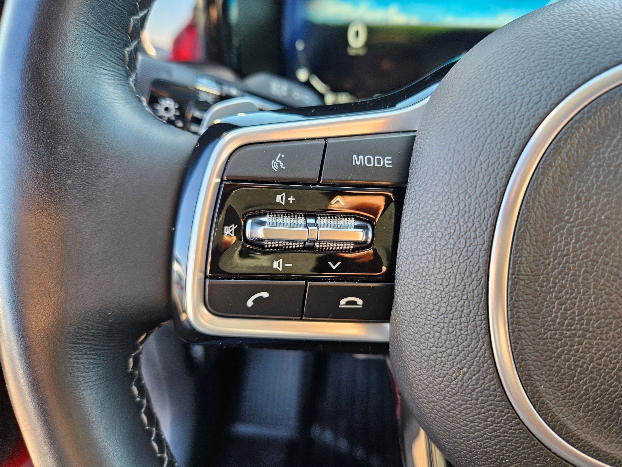 Used 2023 Kia Sorento SX Prestige image 20