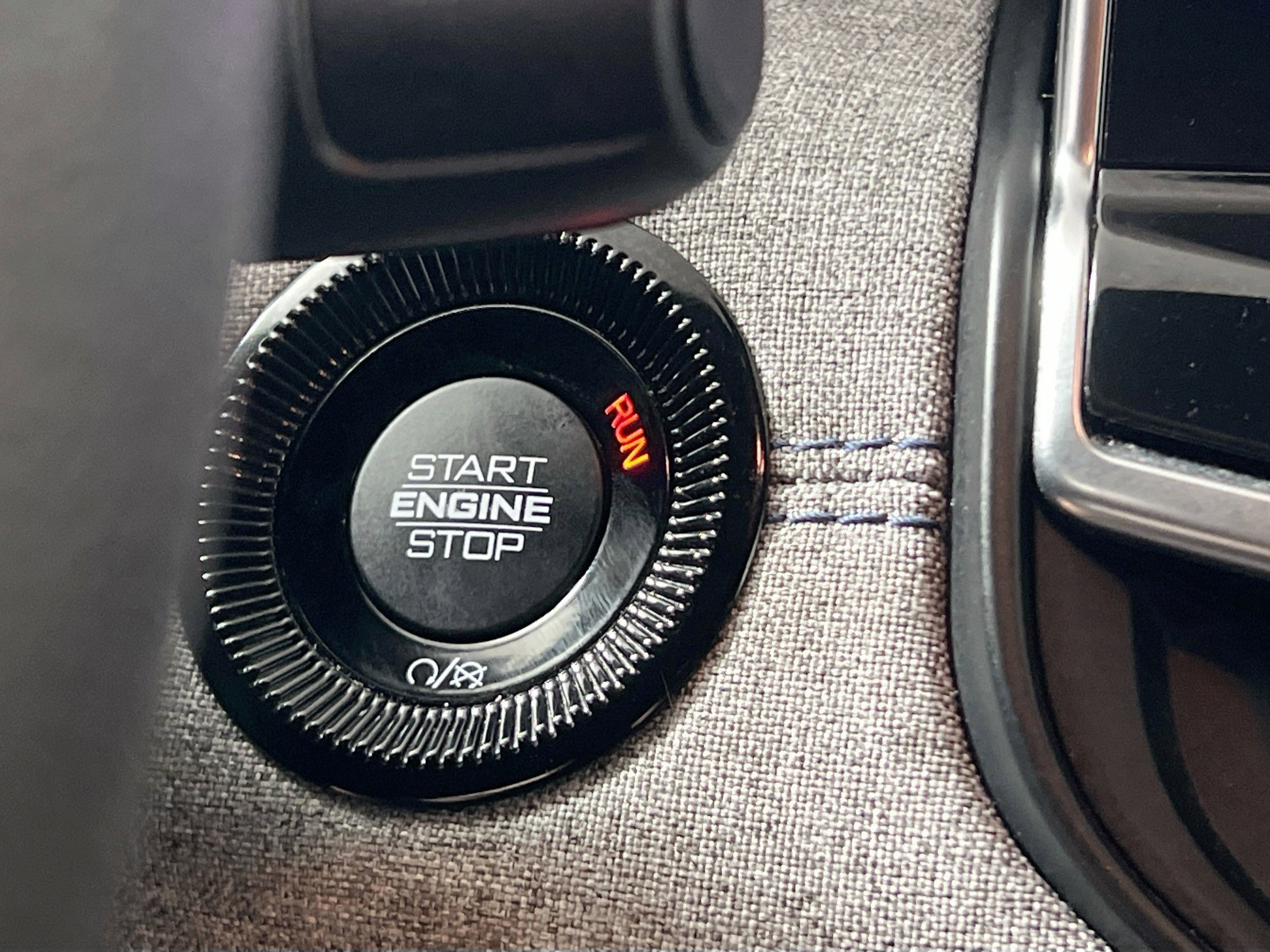 Used 2023 Jeep Compass Sport image 24