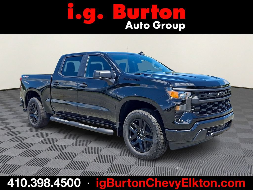 New 2026 Chevrolet Silverado 1500 Custom w/ Turbomax Blackout Package