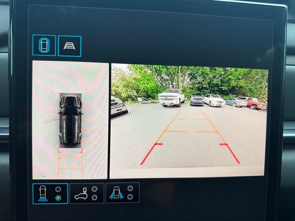 New 2026 GMC Terrain AT4 w/ Technology Package II AWD/4WD image 24