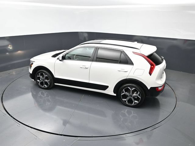 Used 2024 Kia Niro EX Touring FWD image 16