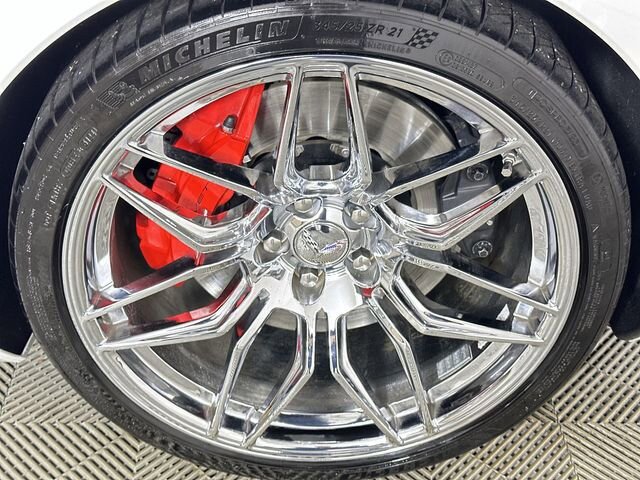 Used 2024 Chevrolet Corvette Z06 w/ Chrome Exterior Badge Package RWD image 34