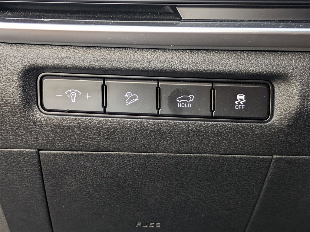 Used 2025 Kia Telluride S image 20