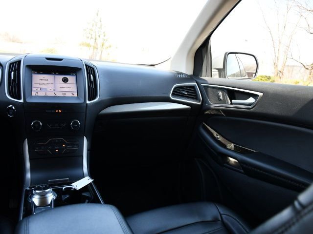 Used 2019 Ford Edge SEL w/ Equipment Group 201A image 18